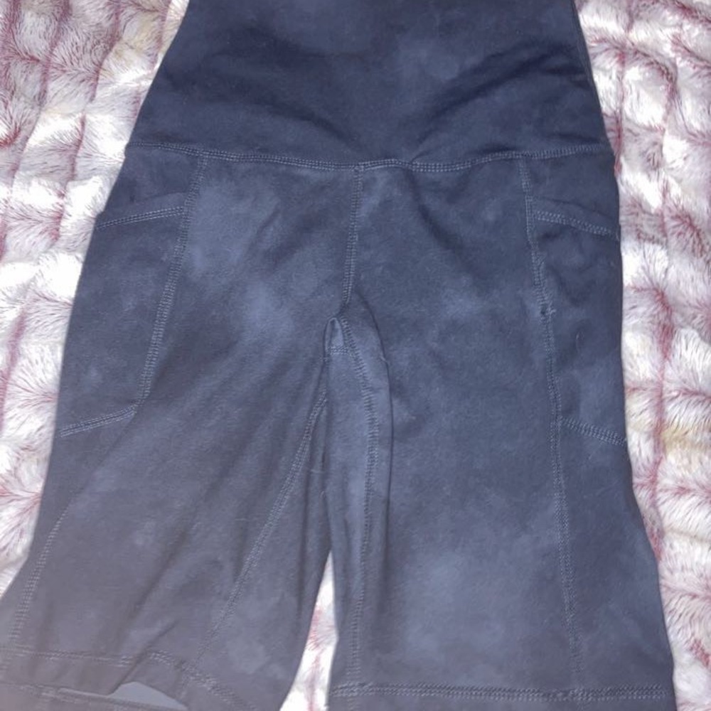 black biker shorts